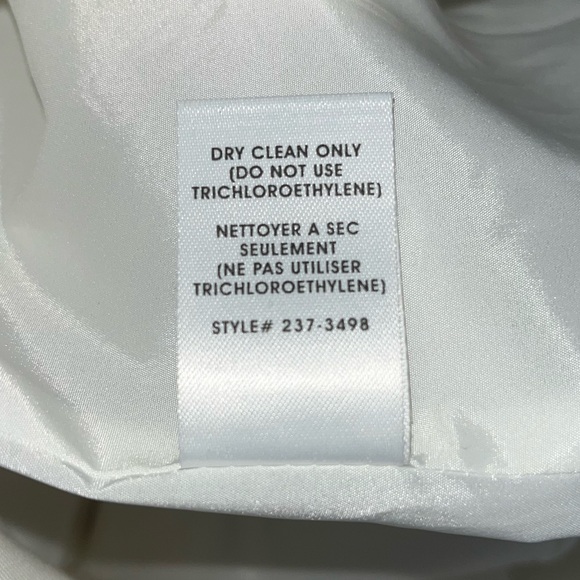 Nanette Lepore White scrunch pencil skirt w/zippers down side. - Picture 8 of 9